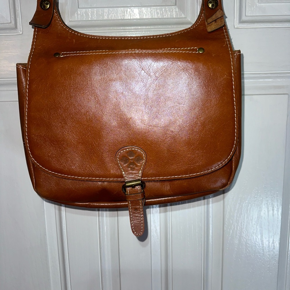 Patricia Nash London Saddle Bag - Picture 7 of 9